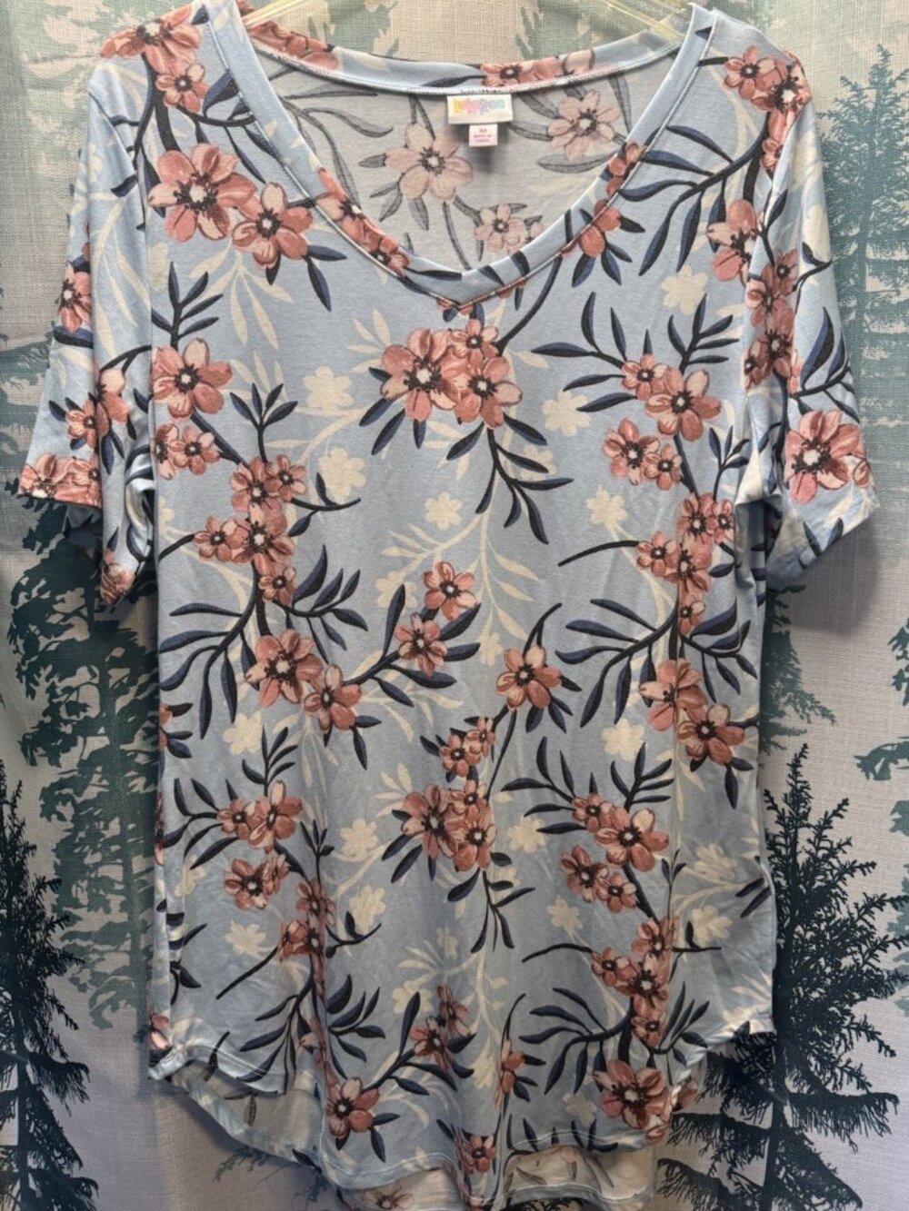 LuLaRoe Medium IRIS BLOUSE Shirt Top Multicolor Floral Pattern